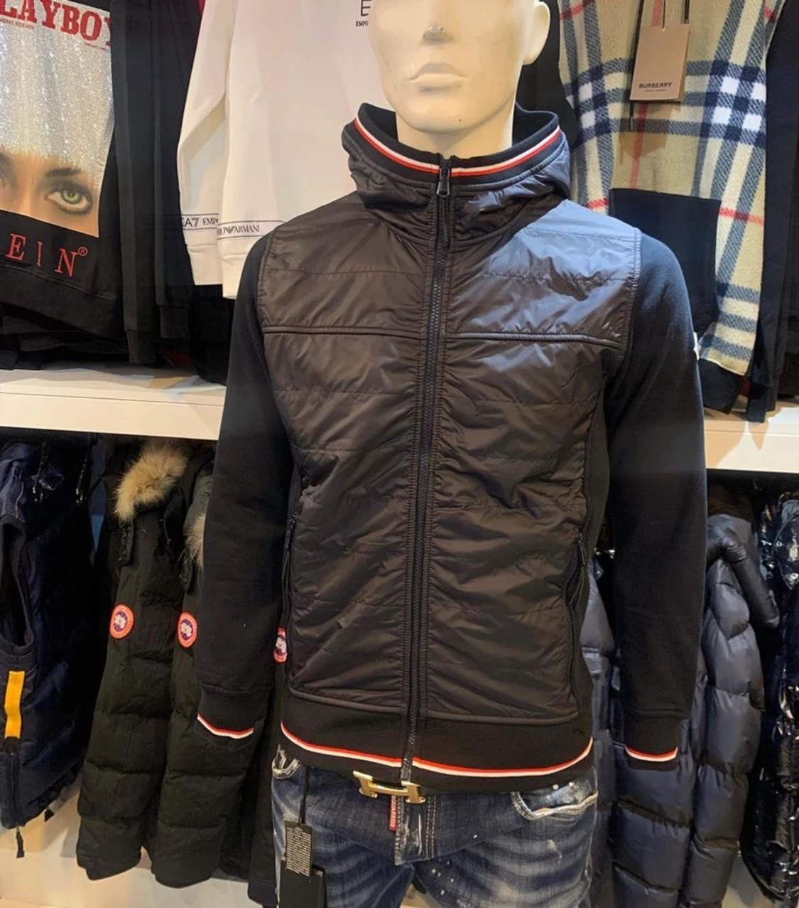 Moncler jacka - 90