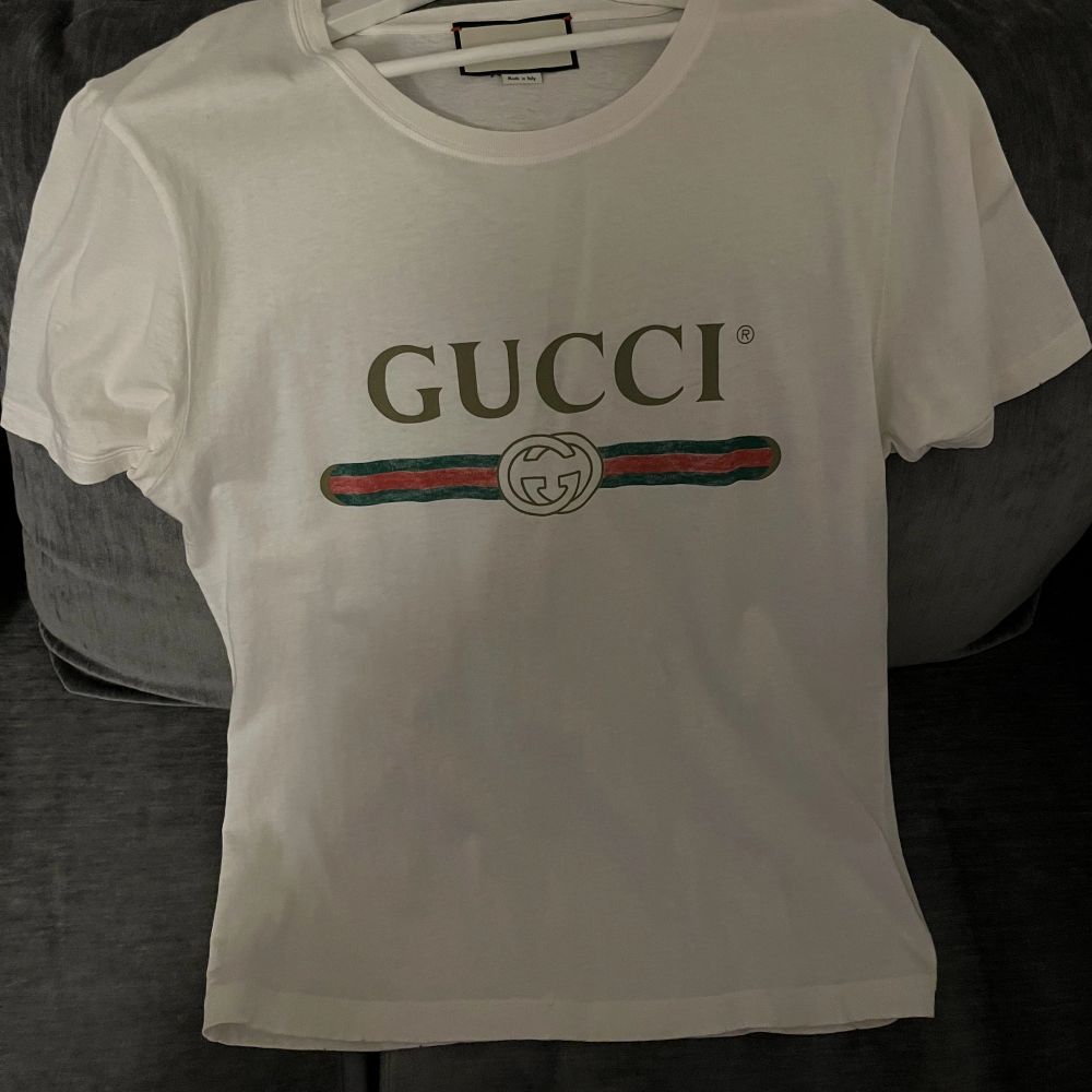 Vit Gucci T-shirt - Gucci | Plick Second Hand