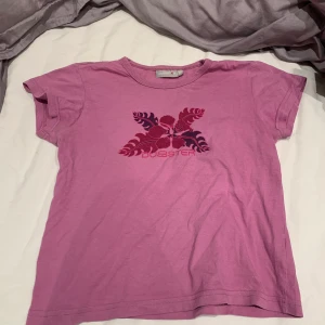 Y2k T-shirt  - Skit söt 