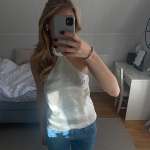 Fest topp  - Halterneck topp, helt oanvänd 