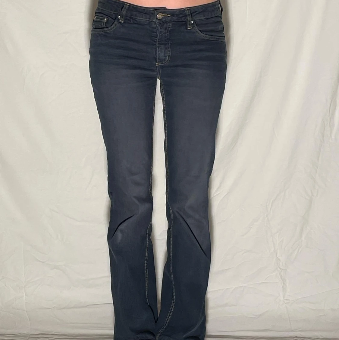 low waist jeans 