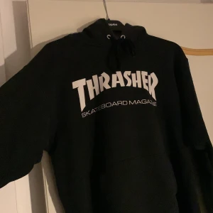 Thrasher hoodie  - Använd men fint skick 