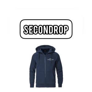 Peak Performance Hoodie - Helt ny Hoodie ifrån peak performance, endast testad. - Skick: 10/10 - Storlek: Large - Pris: 699:- - Ordinarie Pris: 1300:- - Intresserad? Hör av dig på DM!💌 - Vi erbjuder en trygg handel🙏🏽