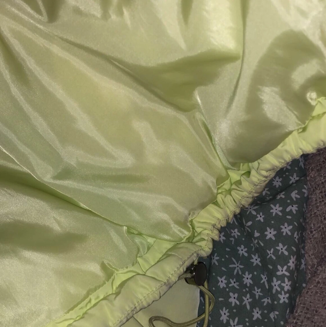 Ljus neon grön jacka - 91