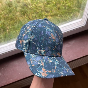 Acne keps - Acne studios keps från 2014. Knappt använd