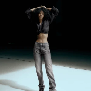 Jeans - Snygga jeans från zara, säljer pga att de är för små för mig❤️Prislapp kvar