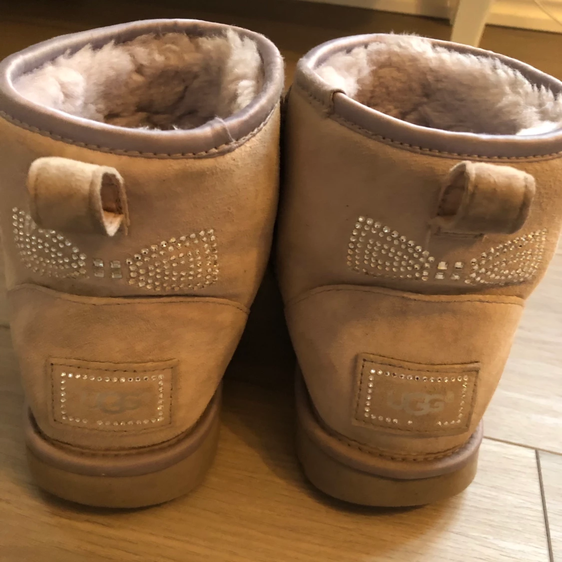 Lila uggs strl 39 - 2