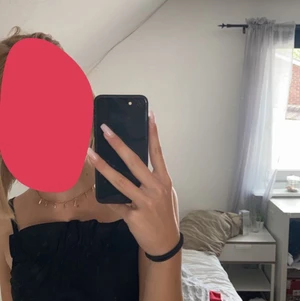 Svart topp - Nyskick 💞endast använd en gång 