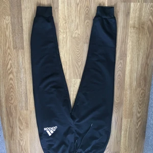 Mjukisbyxa  - Mjukisbyxa från Adidas