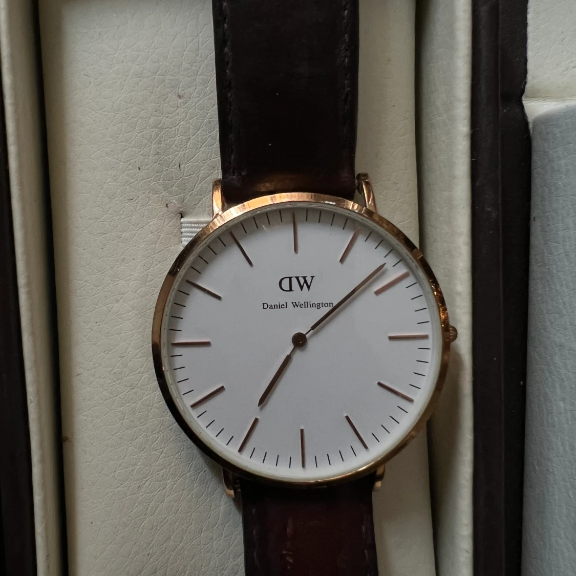 Klocka Daniel Wellington - 90
