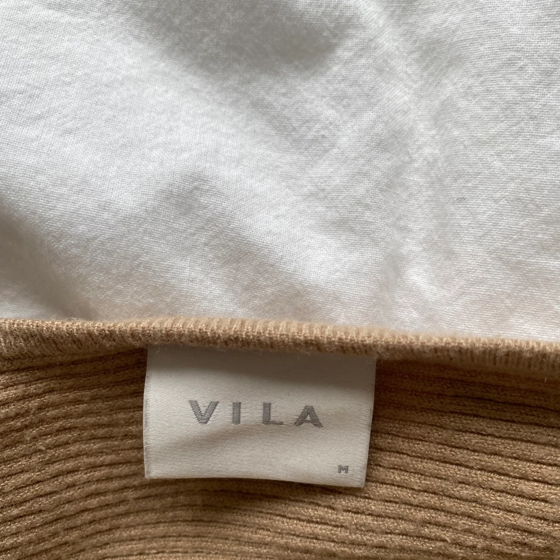 Stickad tröja-vila - 91