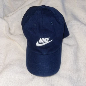 Nike keps - I princip oanvänd keps från Nike. One-size unisex