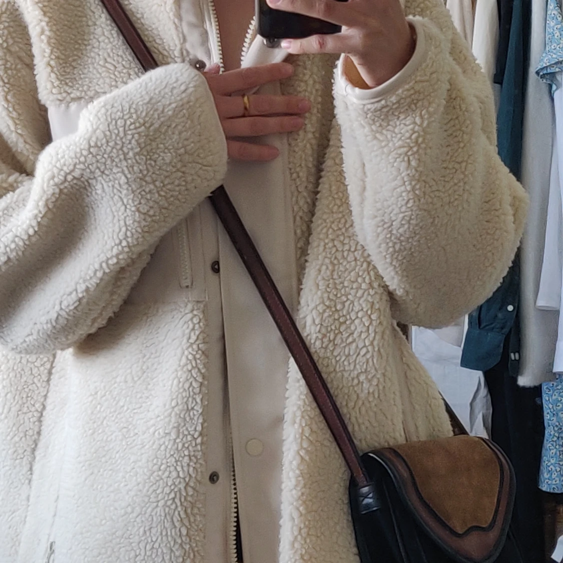 Svart axelremsväska - 90