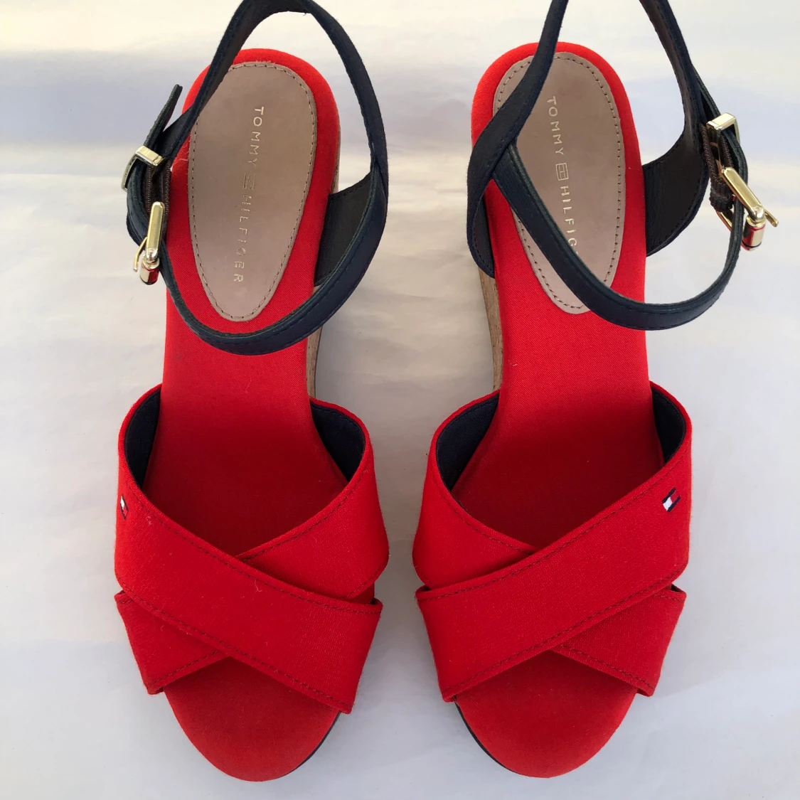 TOMMY HILFIGER (äkta) -Sandaletter med klack i Strl 37 - 90