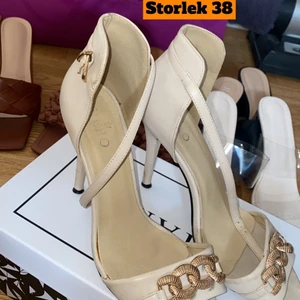 Klackskor  - Klackar str 38