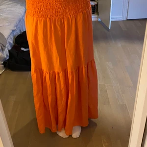 Lång kjol  - Somrig lång kjol från lindex, nypris 500 köp direkt för 300kr💕💕 kan både posta och mötas upp