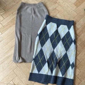 Kjolar - Beige höstkjol, slits på båda sidor  Rutig stickad kjol från hm  Fraktar å möts