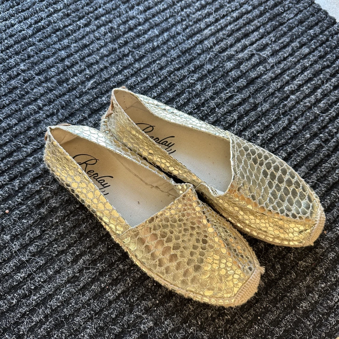 Espadillos replay guld - 91