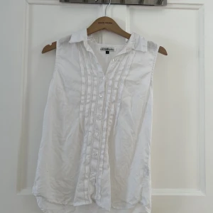 Hampton linne - Linne från Hampton republic. Sparsamt använt.  Storlek xs. ☺️