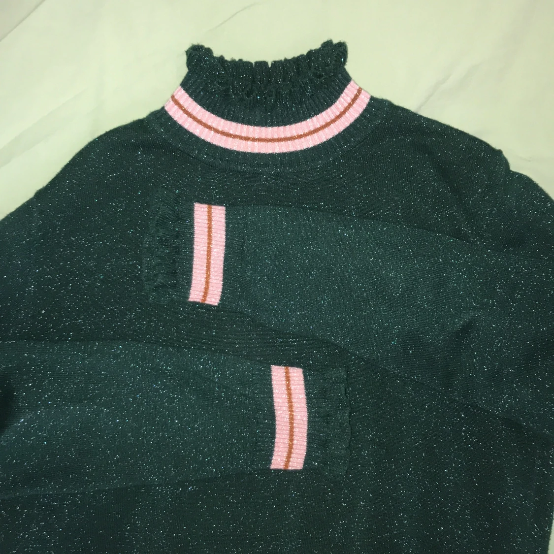 Glittrig tröja - 90