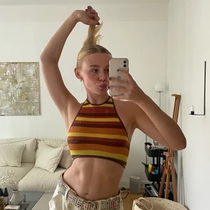 Vintage topp - Bra skick, köpt här på Plick, använd en gång och rätt töjbar.