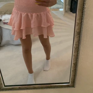 Rosa volangkjol - Jättesöt kjol till sommaren💗