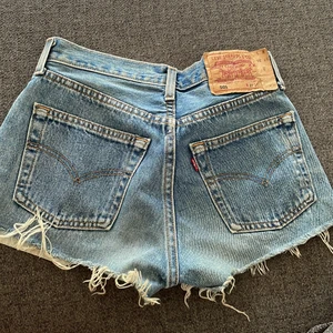 Levis 501 shorts - Säljer dessa 501or levis shorts 