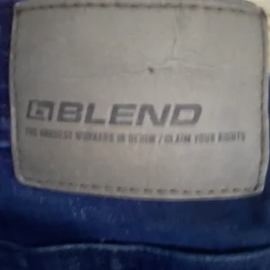 Blend jeans. - Knappt använda jeans, storlek 30,32 Pris diskuteras privat☺️