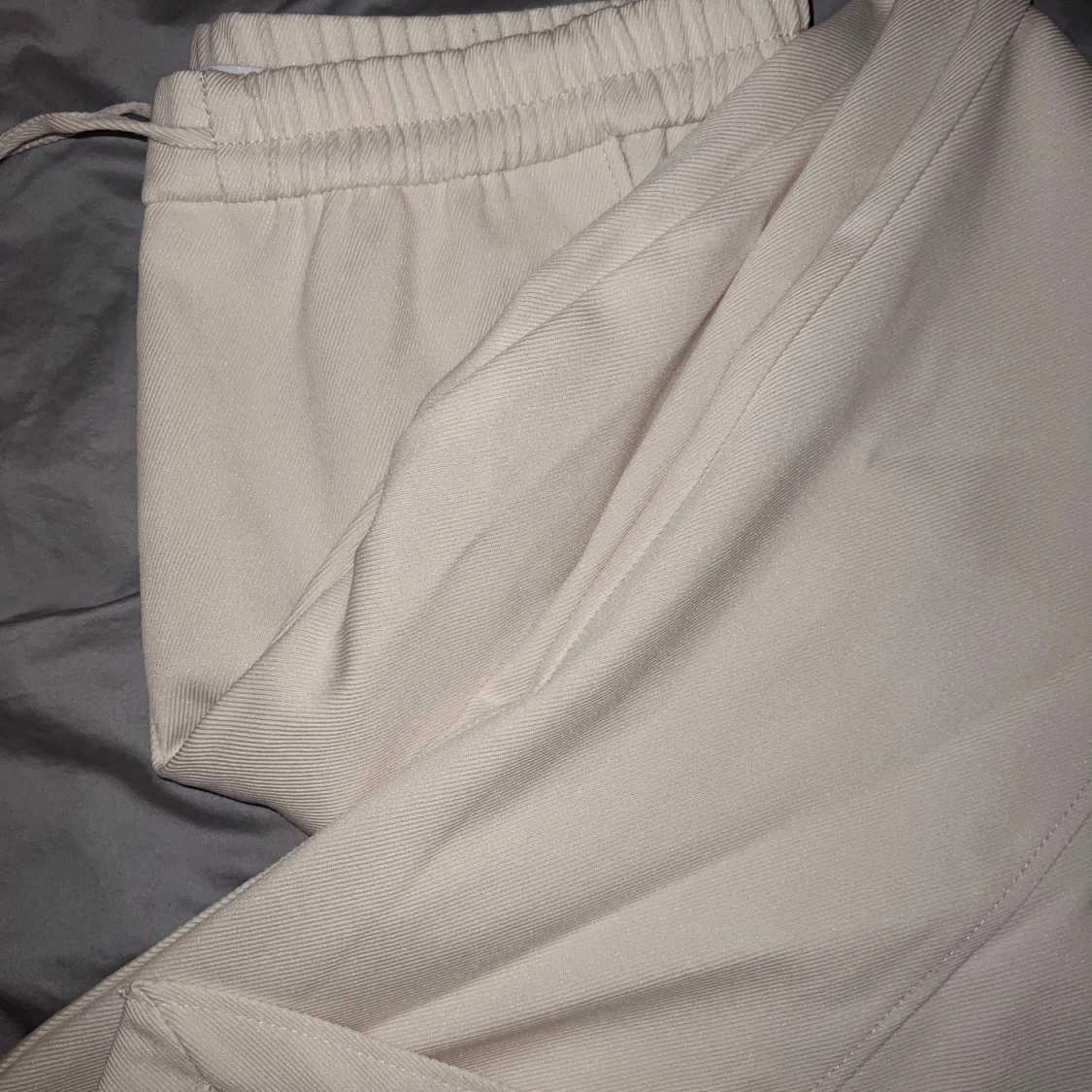 Kostym/linnebyxor med slits - 91