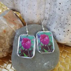 Handmade earrings with tulip, new.