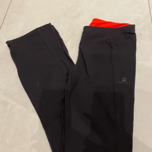 Yogapants - Säljer dessa yogapants för 200kr