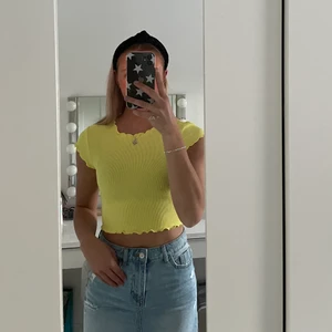 Croppad top - Från Only ❣️ 