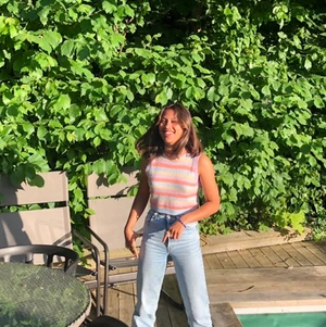 STICKAD TOPP!!!💖 - Så söt stickad topp med ränder i olika färger!🕺🏼💕💕💐 Frakten kommer att vara spårbar!📦💕