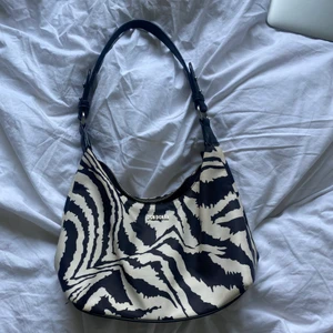 Väska  - fint skick