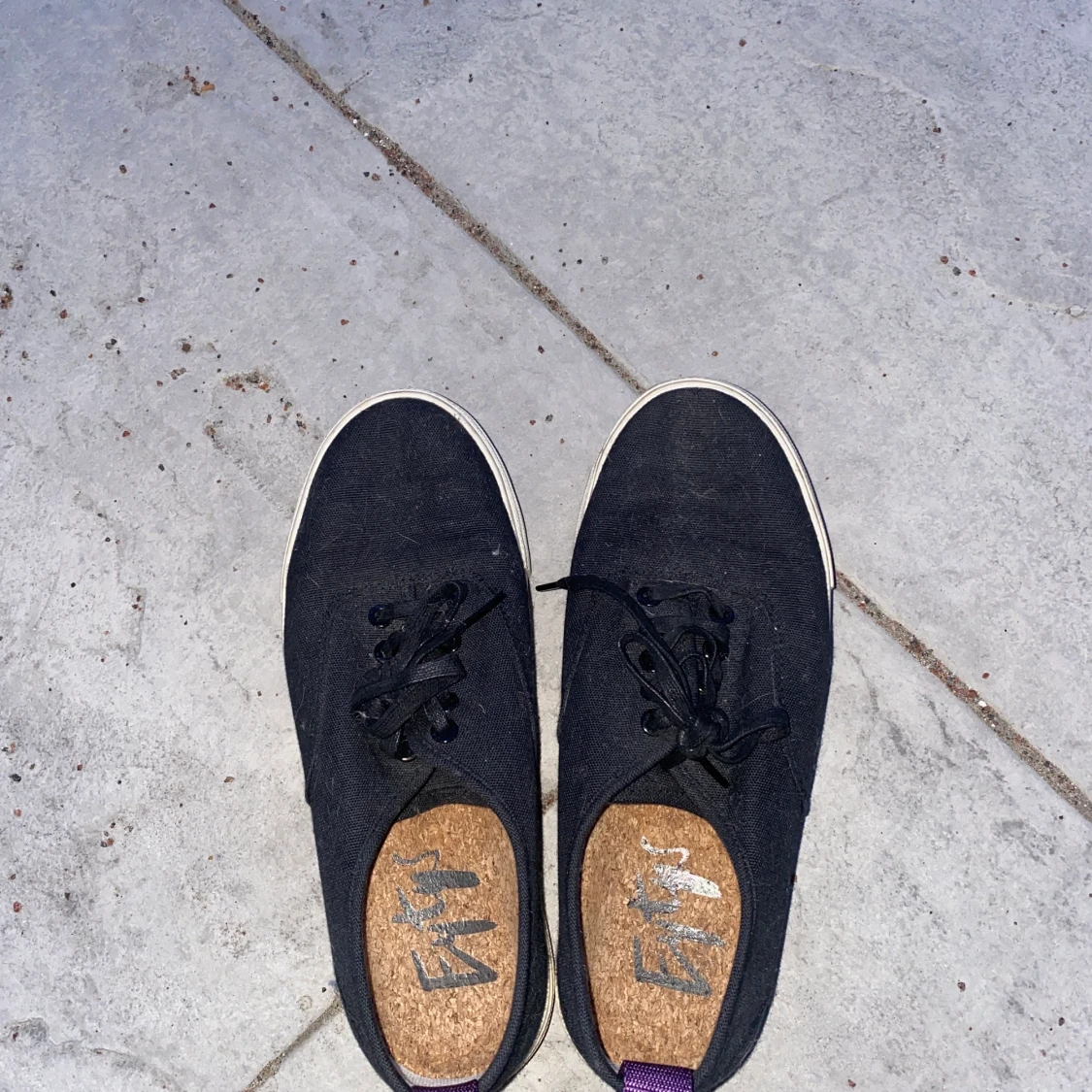 Snygga eytys skor🖤🖤 - 90