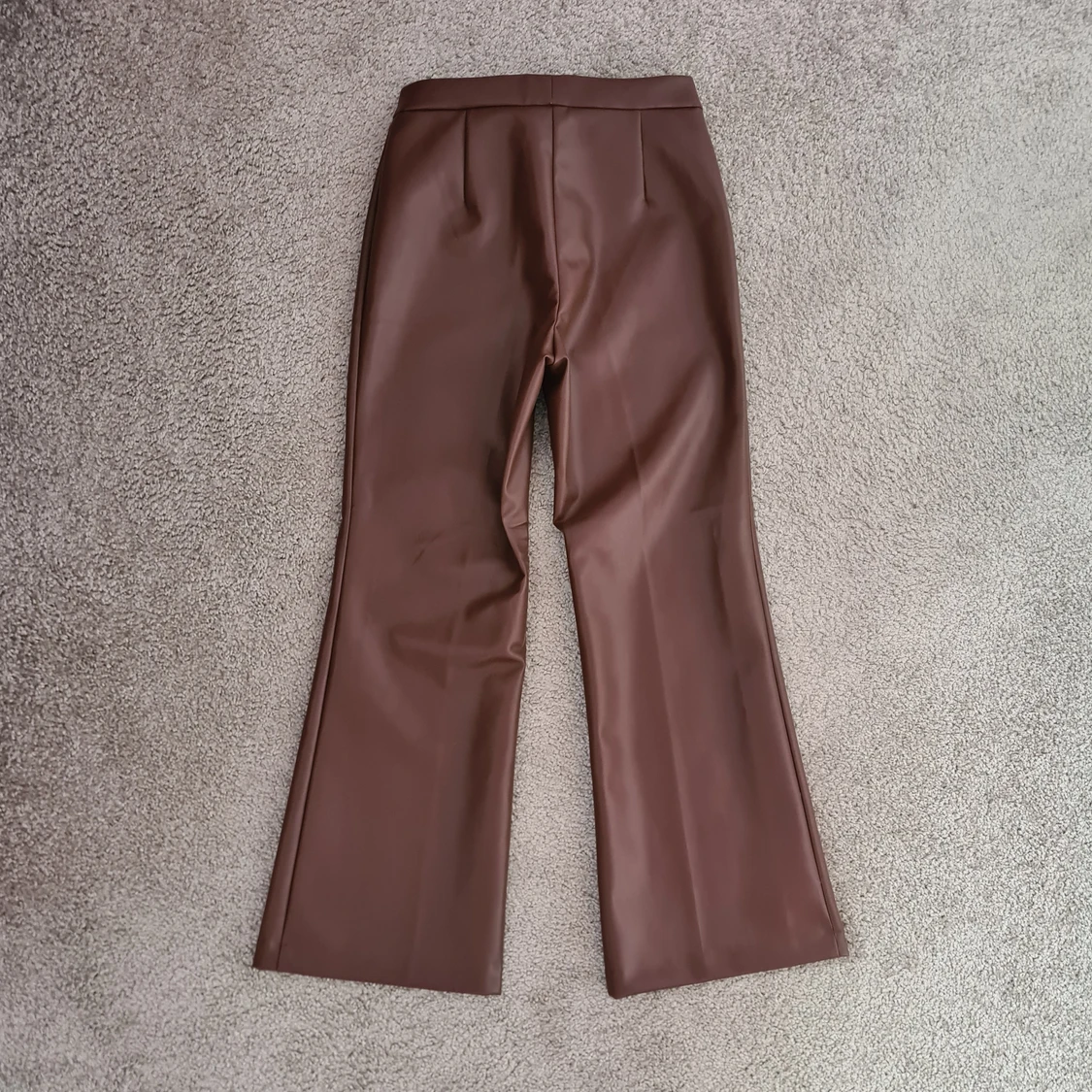 Brun/röda skinbyxor - 90