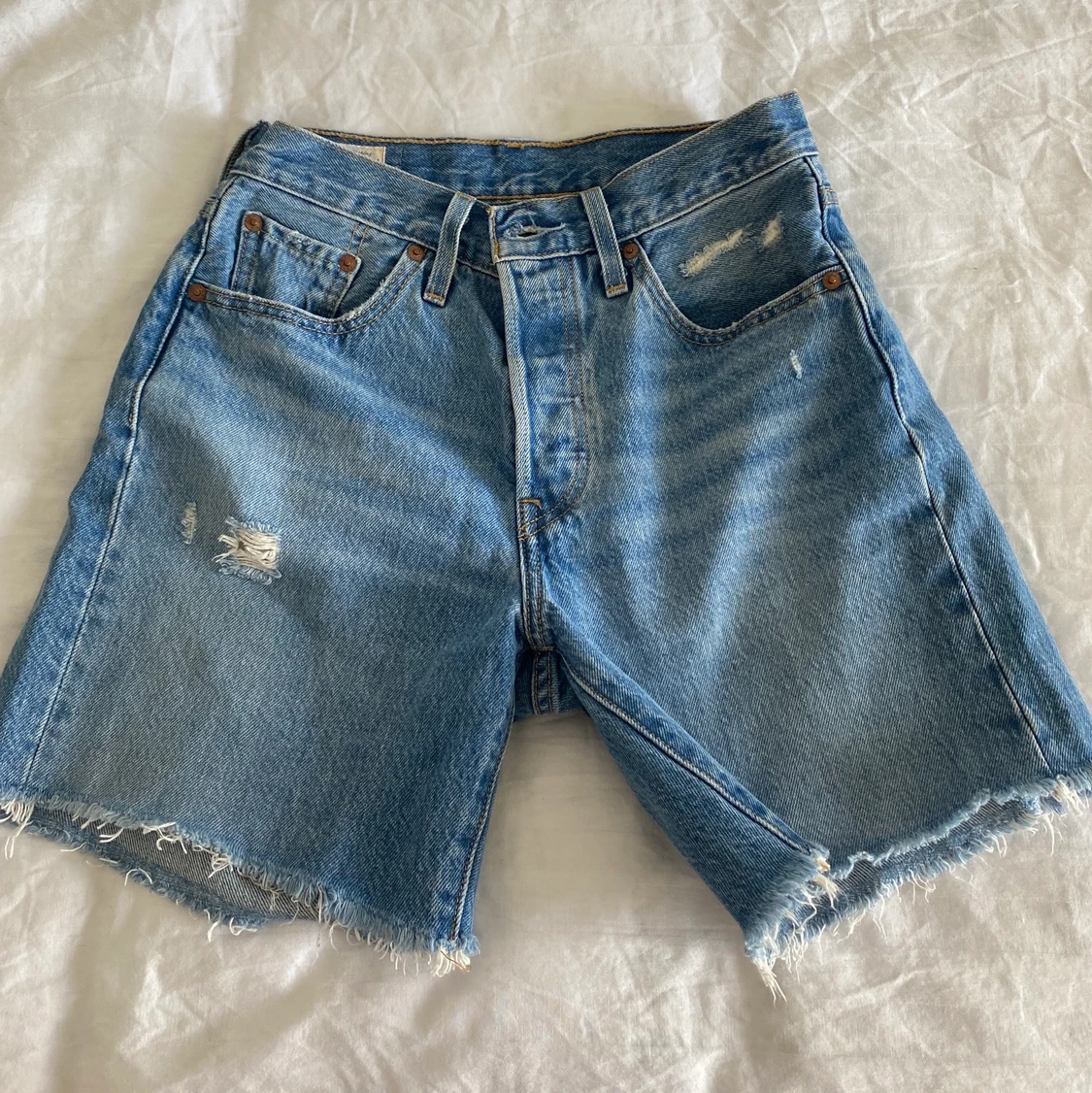 Levi’s 501 shorts  - 90