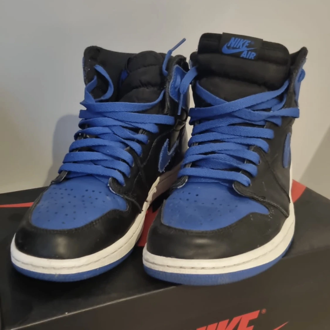 Nike Air Jordan Hyper Royal 41 - 90