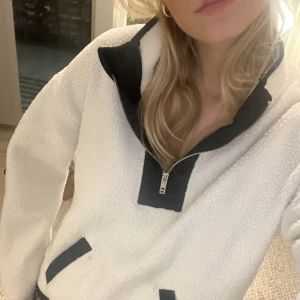 fleece - perfekt till skidåkning eller skola