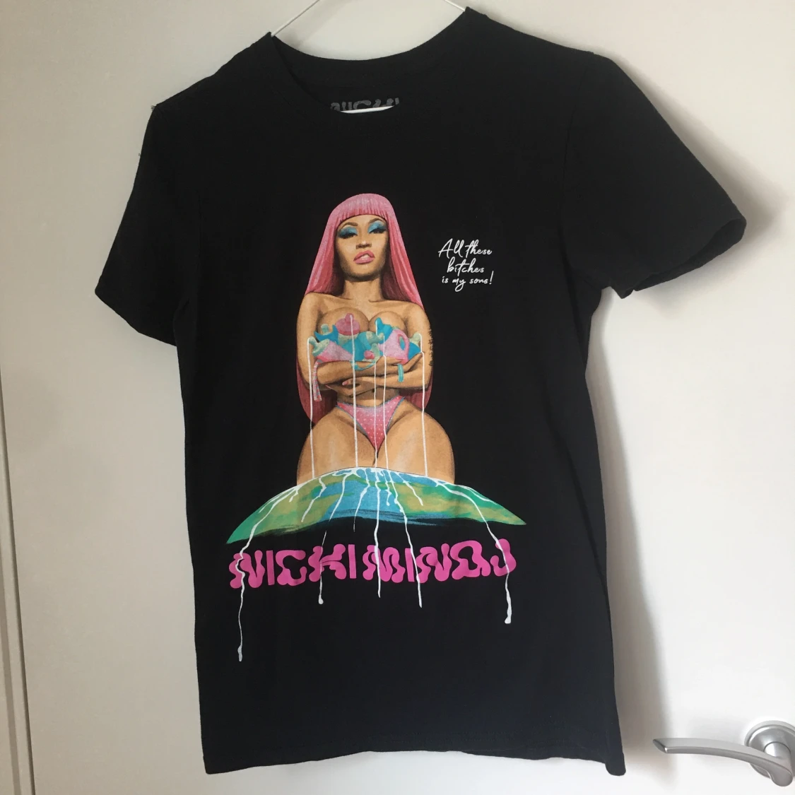Nicki minaj t-shirt 