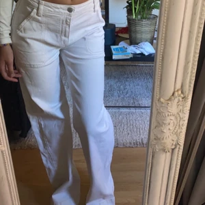 Lowaist jeans - Lowwaist jeans, super fina och perfekt skick. Köp direkt så fraktar jag❤️❤️