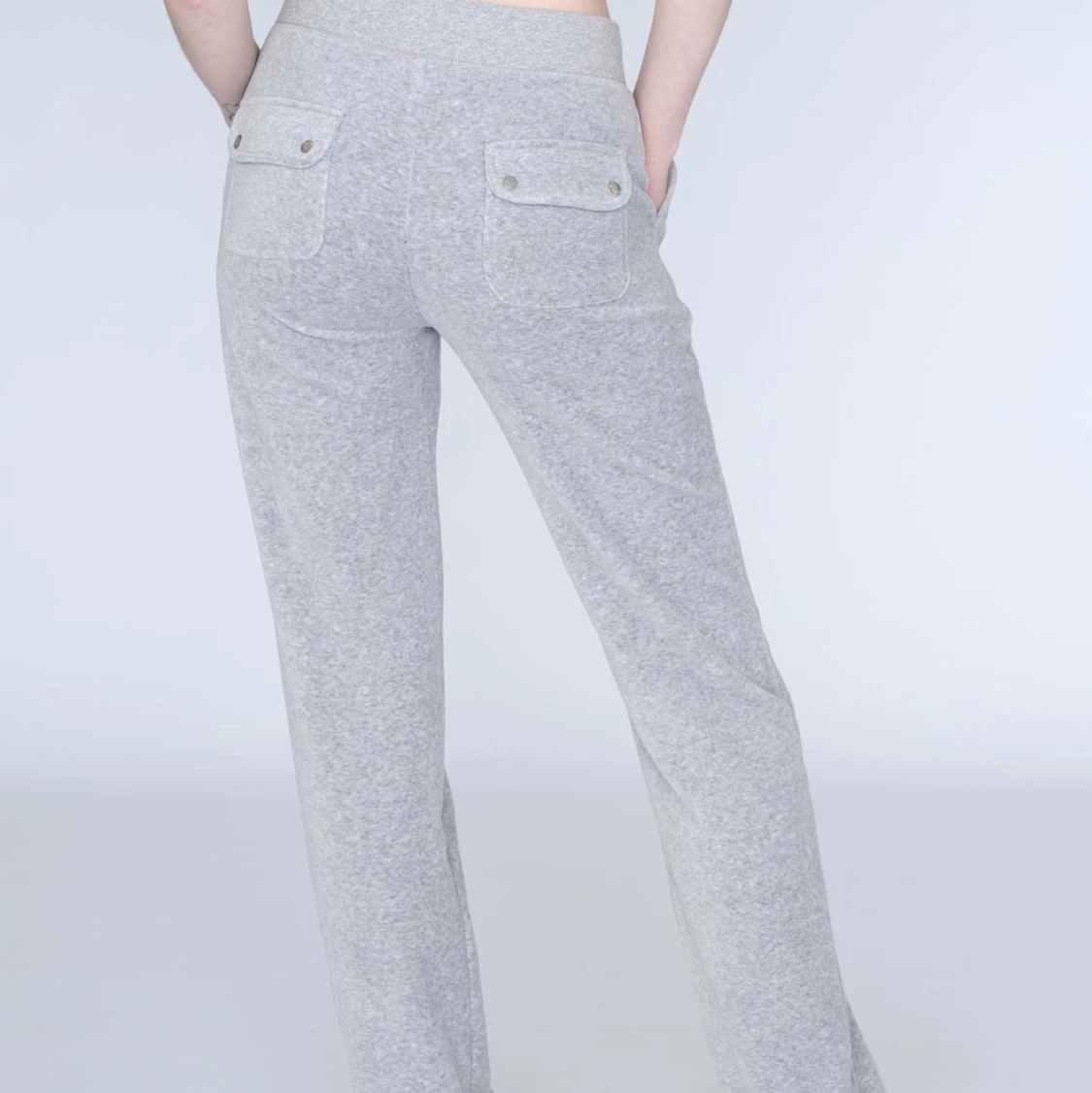 Gråa juciy byxor storlek xs - 90