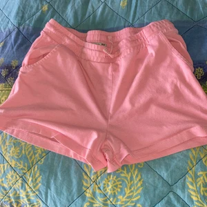 Basic shorts 170 - Använda en del, inga anmärkningar 