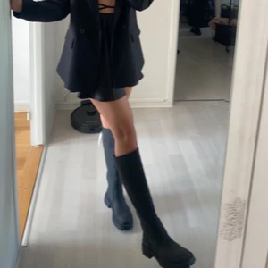 Stövlar från zara - Använda 1 gång