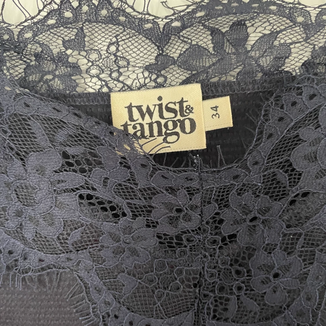 Linne spets mörkblå Twist & Tango - 91