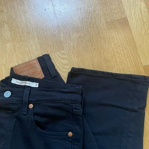 jeans - Levis jeans, bra skick, några frågor skriv privat