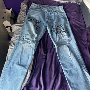 Sweet Sktbs custom byxor - Size: 30 cond: 9/10 (d inga fel) Mycket detaljrika byxor med skön passform och fit!