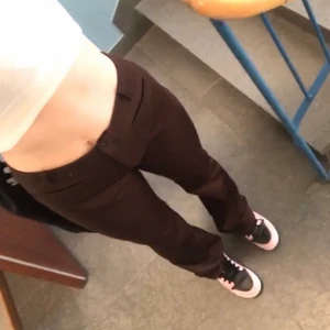 Vintage kostymbyxor  - supersnygga vintage kostymbyxor, dom är bruna och mid/low waist🤎200kr