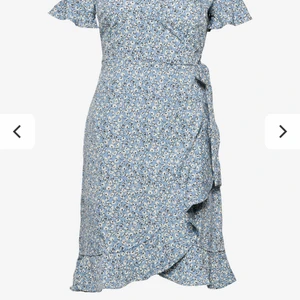 Sommarklänning Xs - Xs passar S också, använd 1 gång, köp för 400kr