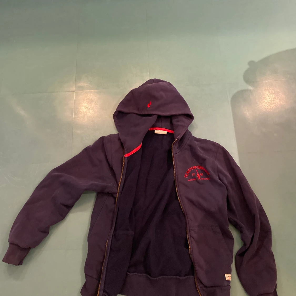 Peak performance hoodie